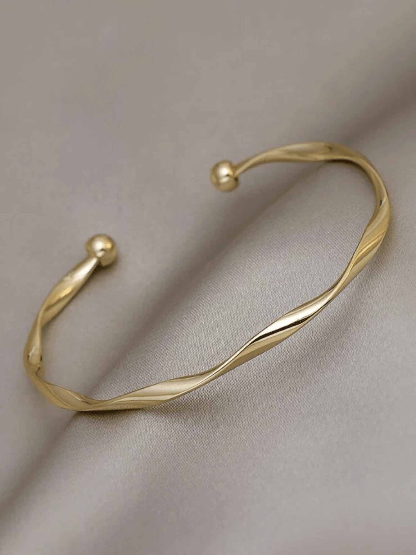 1Pc Fashionable Simple Wave Design Open Bangle Bracelet, Suitable for Women Daily Wear, Festival, Party