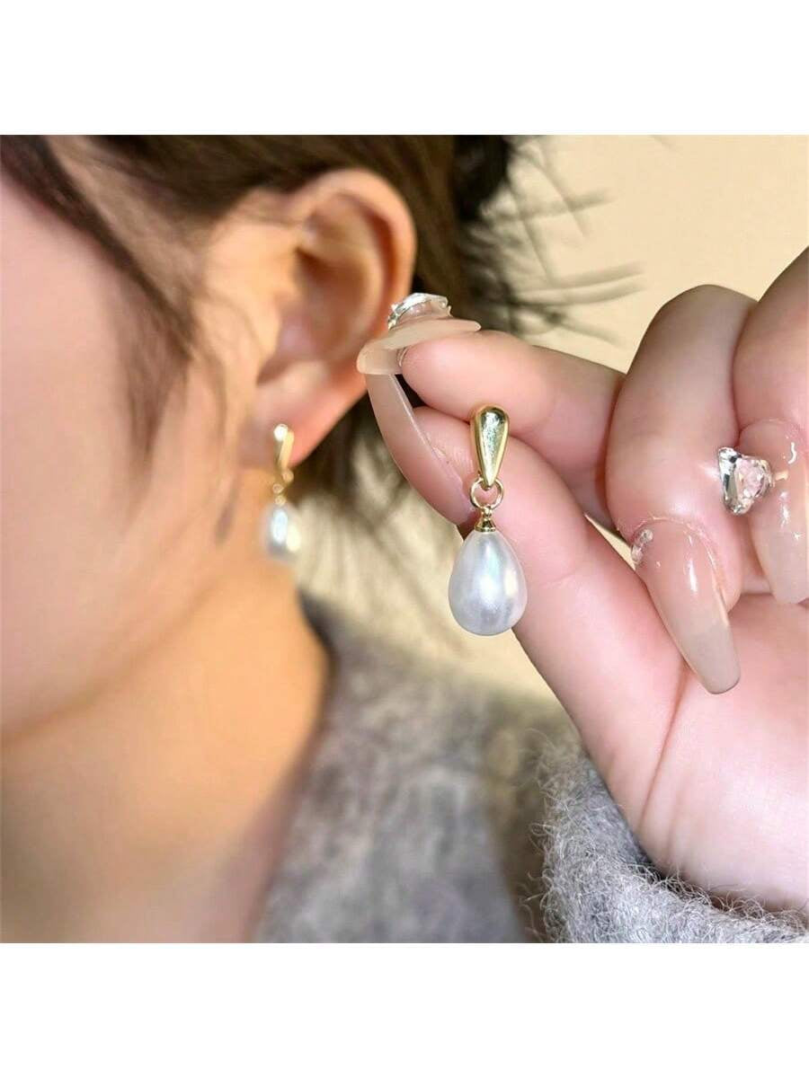 1Pair Elegant Water Drop Shaped Pearl Stud Earrings, Simple, Vintage Design