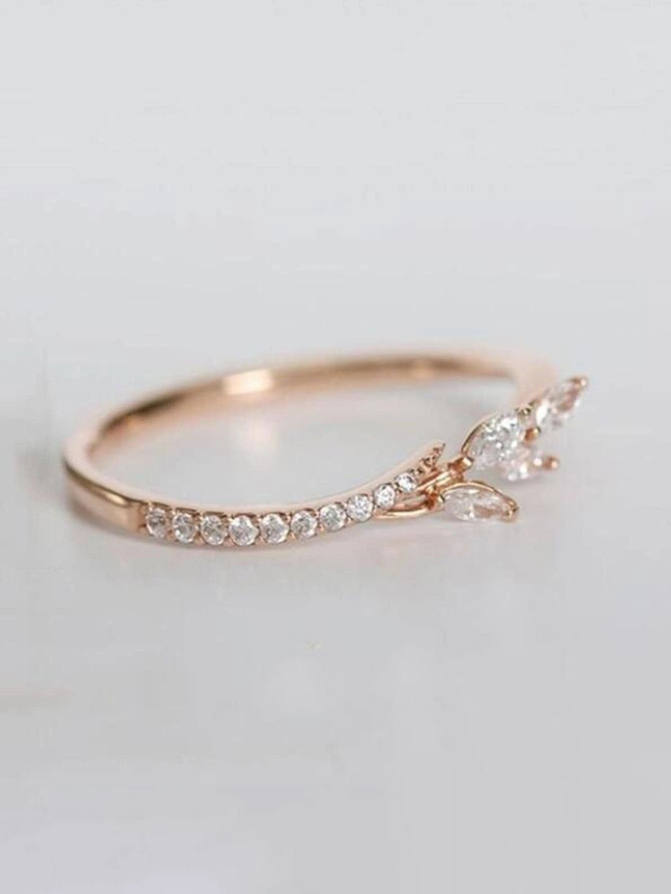 1 PC Pretty Cubic Zirconia Ring for Women for Wedding Party Engagement Anniversary Band Jewelry Valentine'S Day Gift
