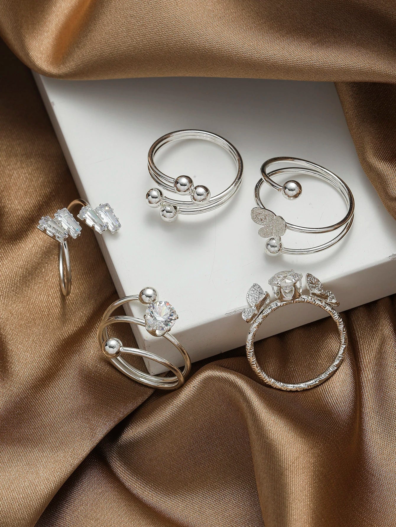 5Pcs/Set Fashionable Zinc Alloy Cubic Zirconia & Butterfly Decor Cuff Ring for Women for Party Decoration