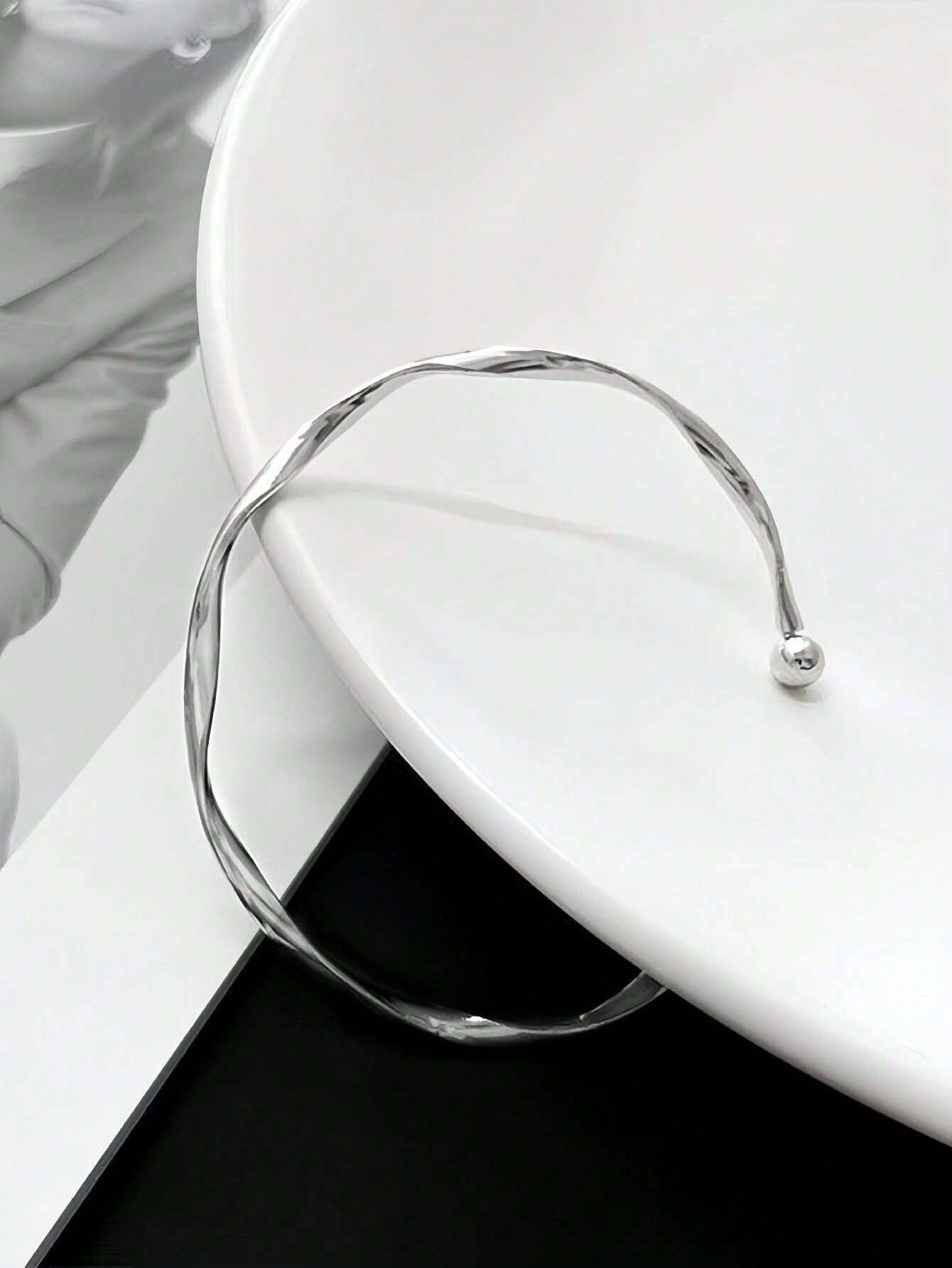 1Pc Fashionable Simple Wave Design Open Bangle Bracelet, Suitable for Women Daily Wear, Festival, Party