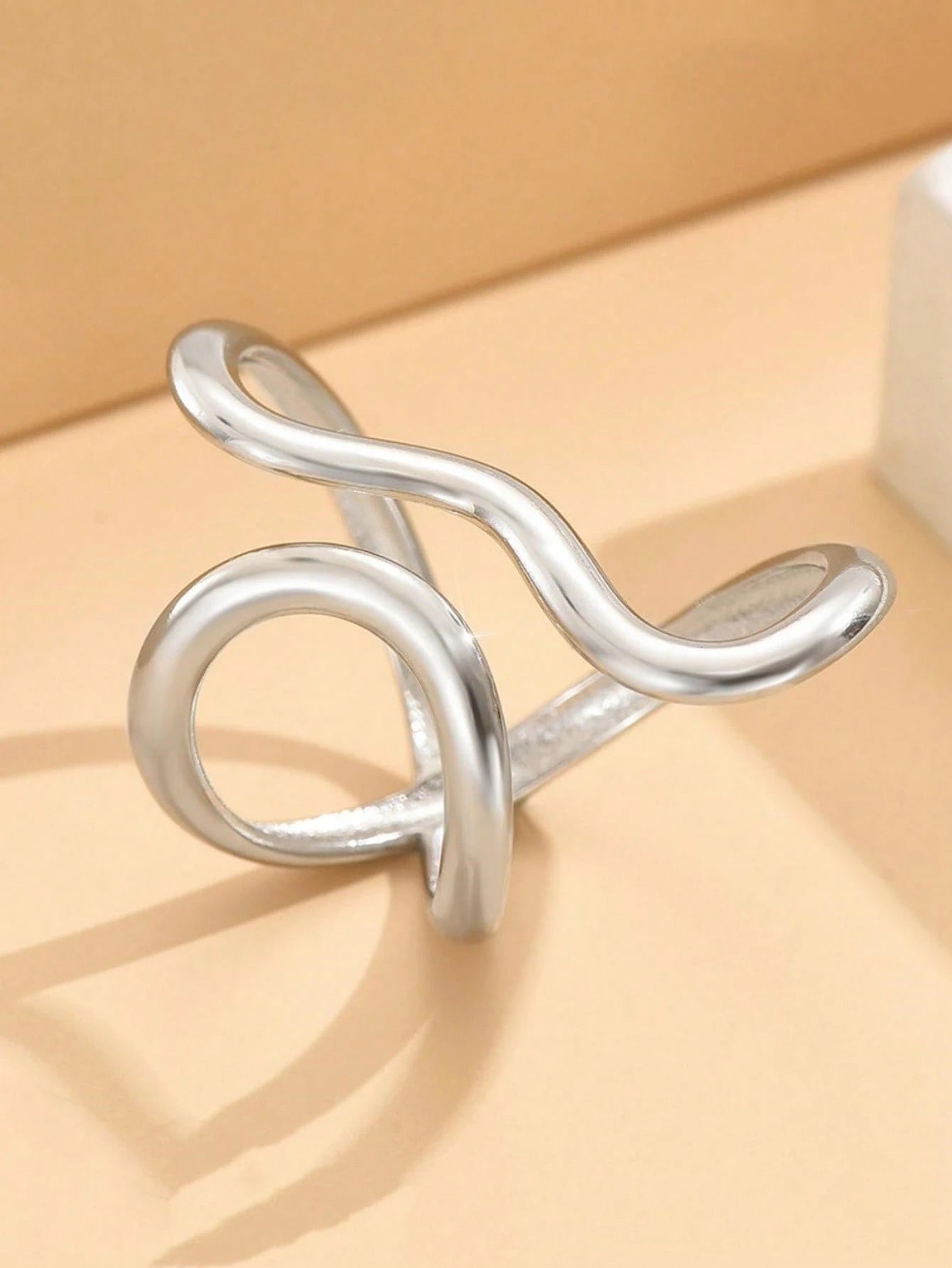 1Pc Fashionable Asymmetrical Wavy Curve Stainless Steel Adjustable Open Ring for Women, Daily/Party Wear