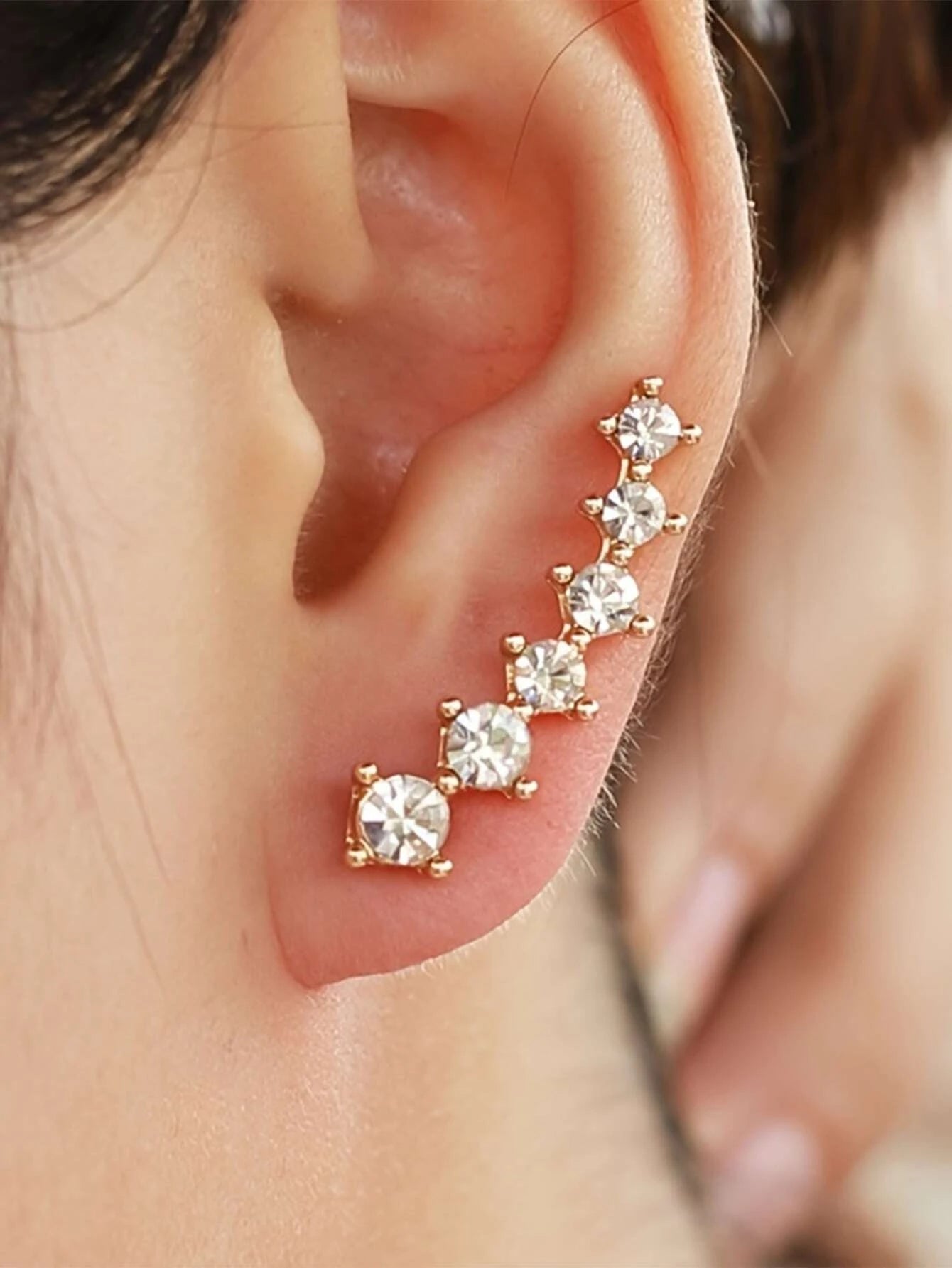 1Pc Copper Jewelry Simple & Classy & Versatile & Fashionable Leaf Design Cubic Zirconia Earrings for Women