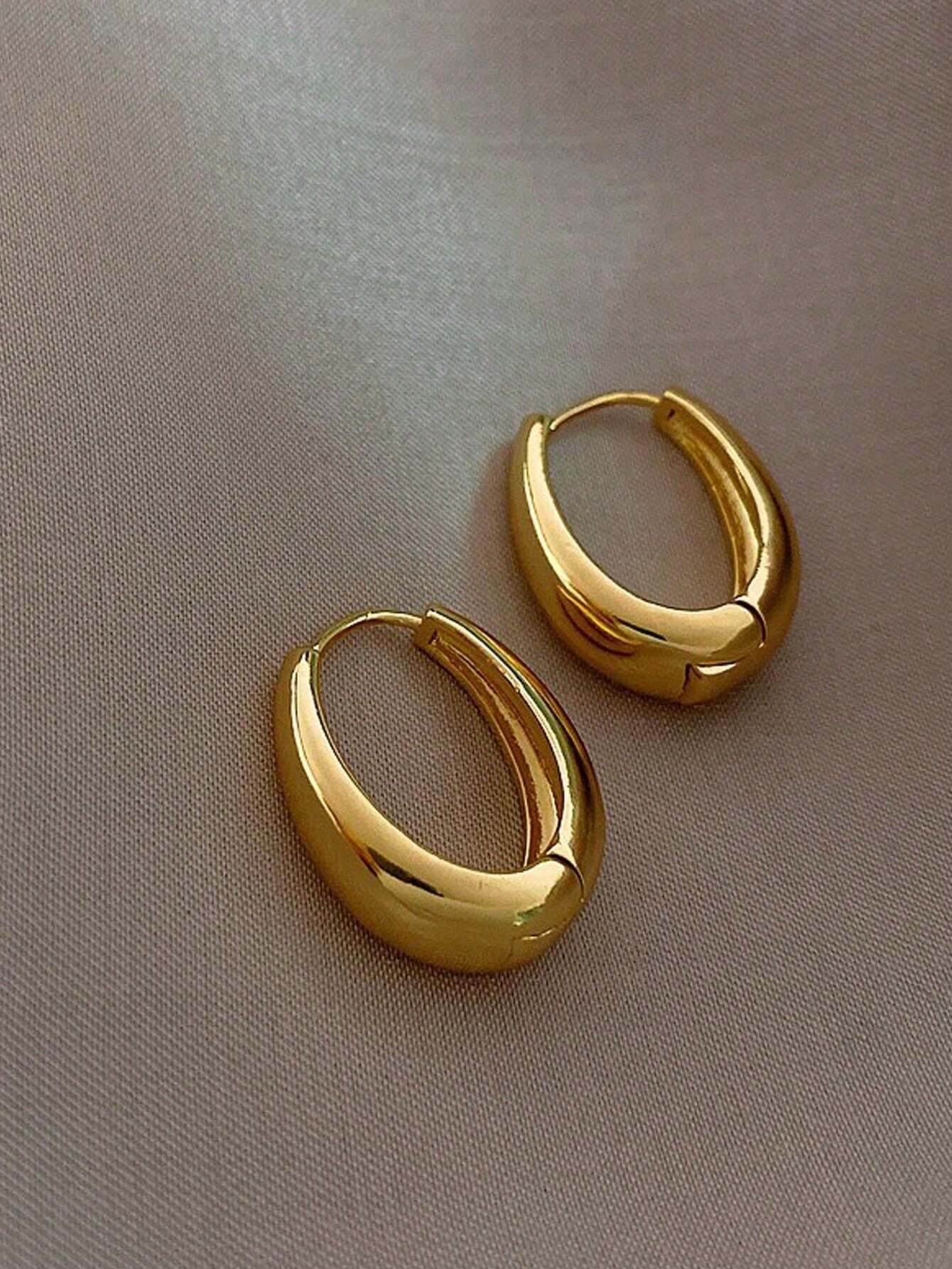 1Pair Simple Teardrop Hoop Earrings, Chunky Gold Tone Water Droplet Earrings, U-Shaped Earrings, Oval Hoop Earrings, Stylish and Elegant Lightweight Dainty Women Jewelry, Perfect Gift for Her