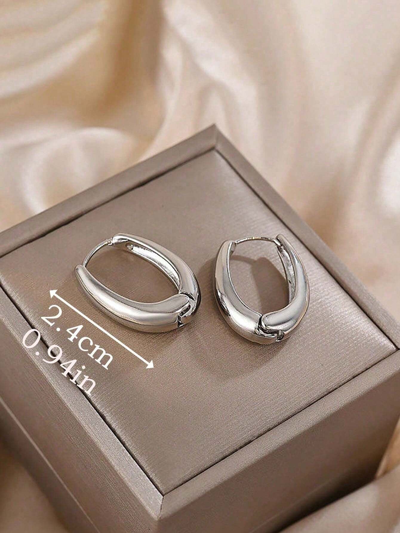 1Pair Simple Teardrop Hoop Earrings, Chunky Gold Tone Water Droplet Earrings, U-Shaped Earrings, Oval Hoop Earrings, Stylish and Elegant Lightweight Dainty Women Jewelry, Perfect Gift for Her