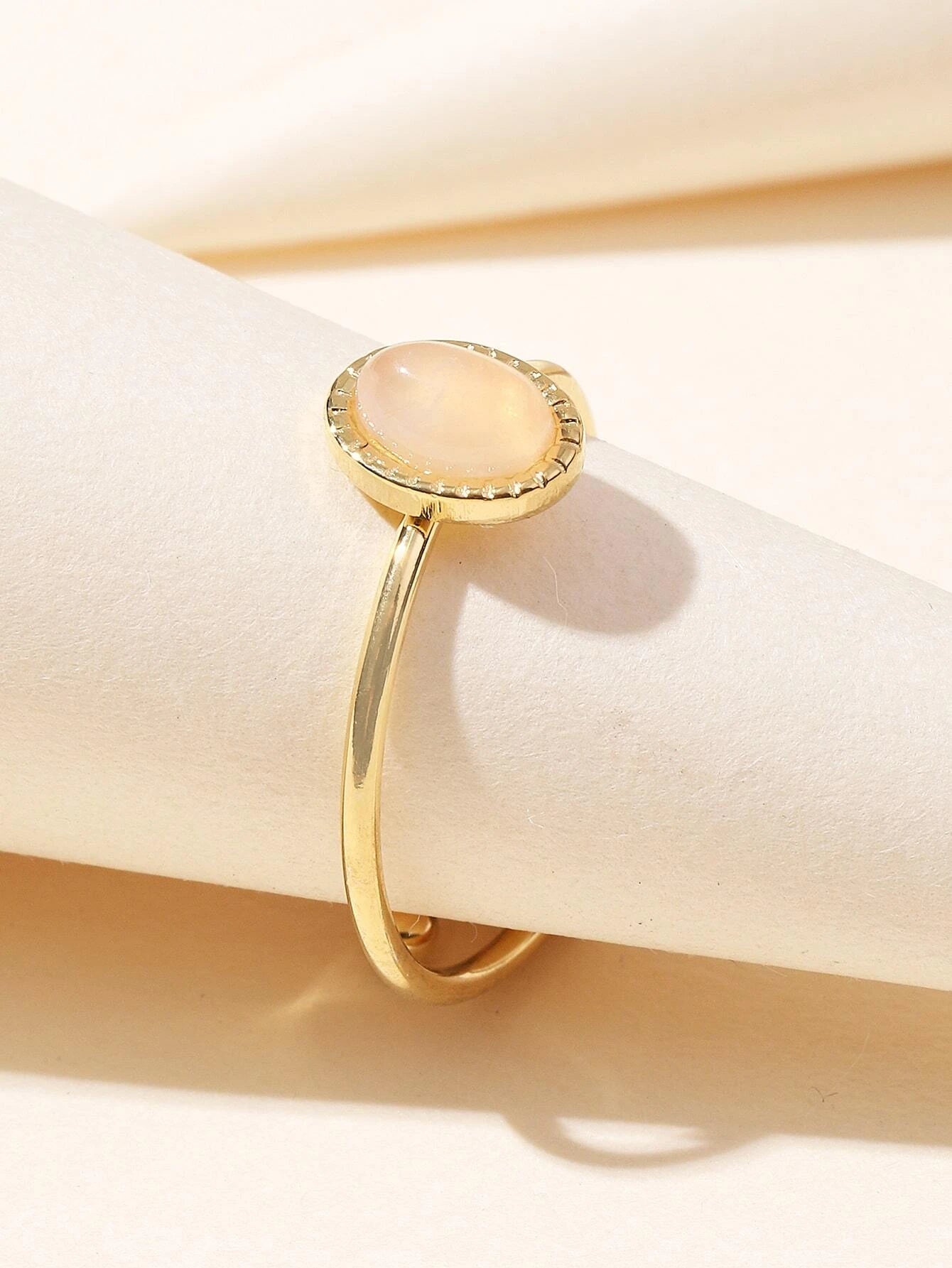 1Pc Fashionable 14K Gold Plated Stainless Steel Baroque Style Ring with Dopamine & Natural Stone Decoration, Adjustable Size, Suitable for Women'S Daily Wear, Gifts