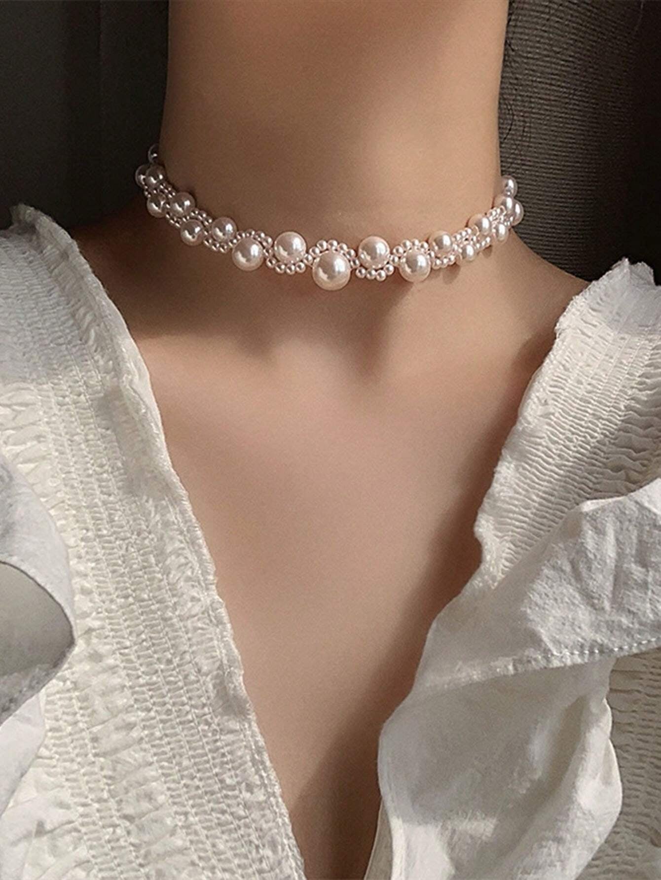 1Pc Luxurious Faux Pearl Necklace, Fashionable and Elegant Collarbone Chain with Simple, Personal Isn Decoration, Suitable for Women'S Daily Commuting and Wear