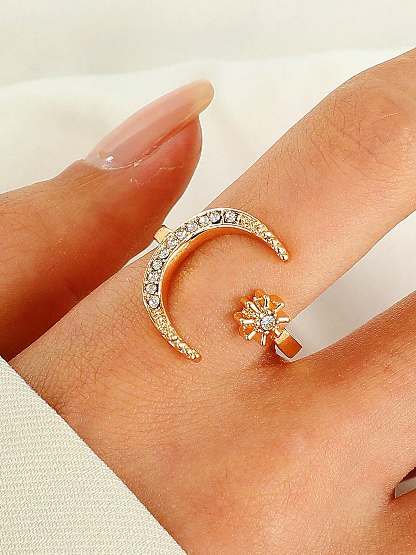 1Pc Retro Star & Moon Open Ring, Versatile Casual & Formal Wear Jewelry for Women