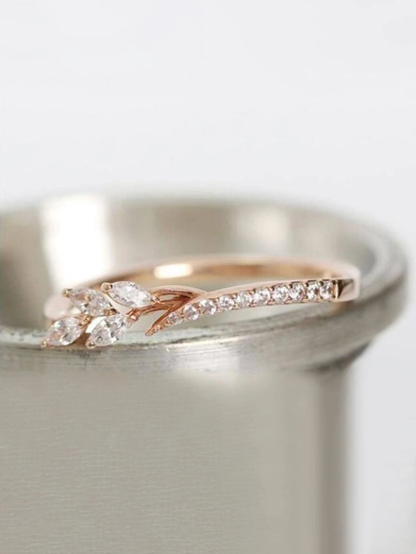 1 PC Pretty Cubic Zirconia Ring for Women for Wedding Party Engagement Anniversary Band Jewelry Valentine'S Day Gift